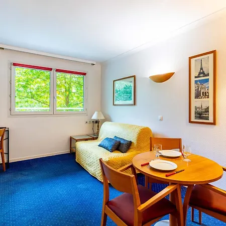 Guestready - Comfortable With A Balcony *